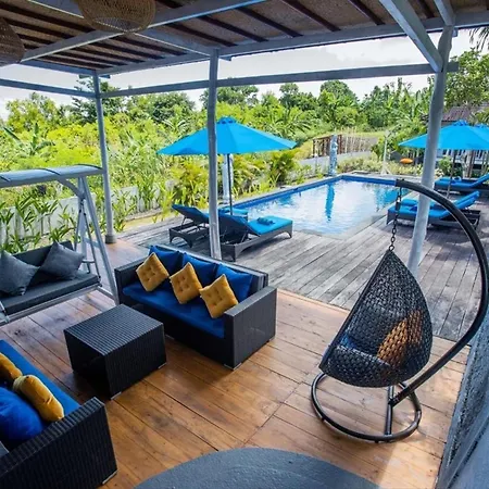 Tatak Bunut Villa Ceningan