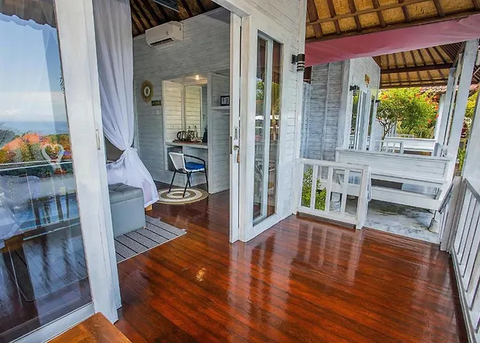 Tatak Bunut Ceningan 4* レンボンガン島